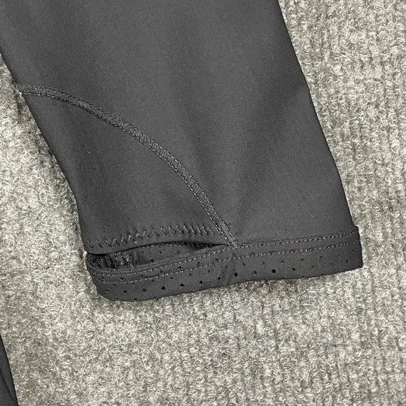 New Athleta Pacifica II Coverup Hooded Long Sleeve Black Sun Protection Size S - Picture 3 of 11